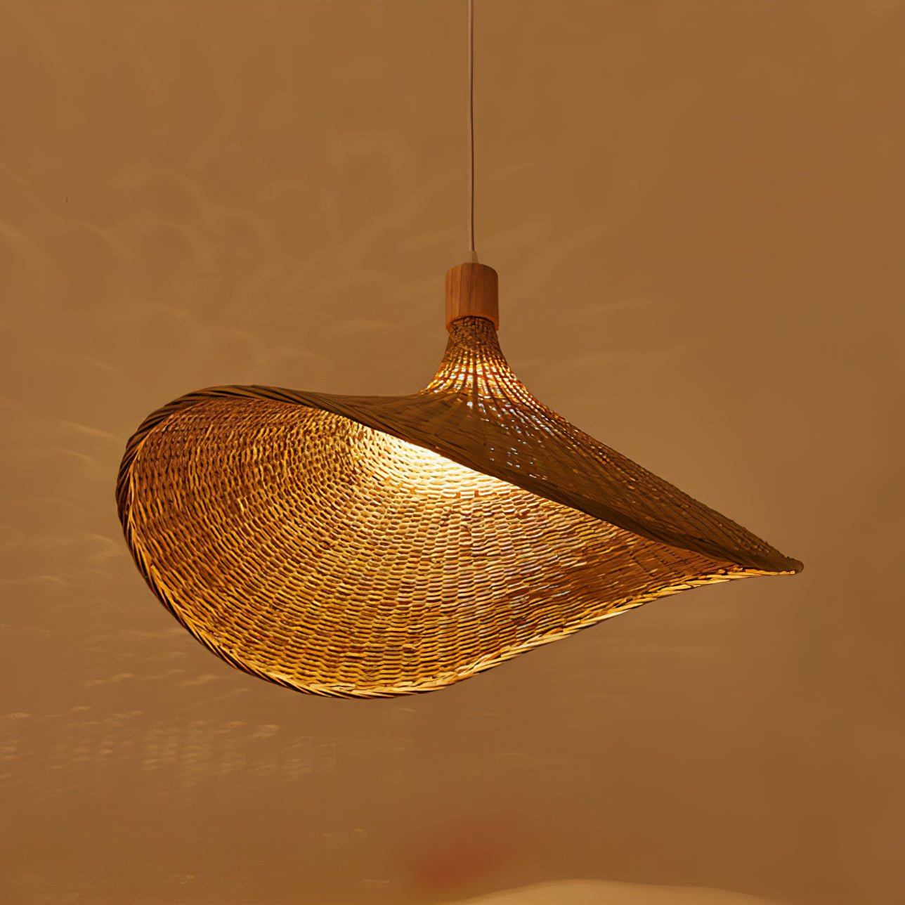 Rattan Weave Hat Pendant Light - Vakkerlight