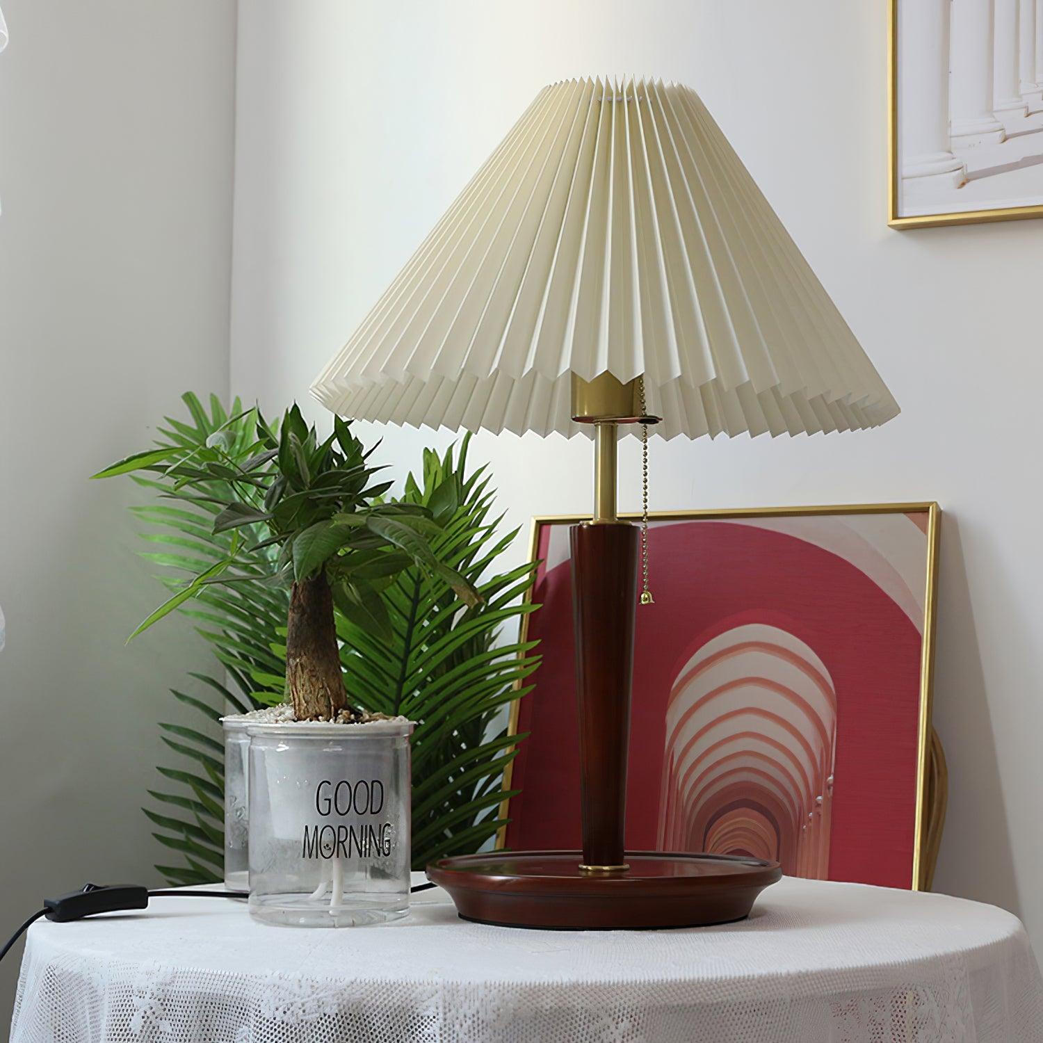 Cone Pleated Fabric Table Lamp - Vakkerlight