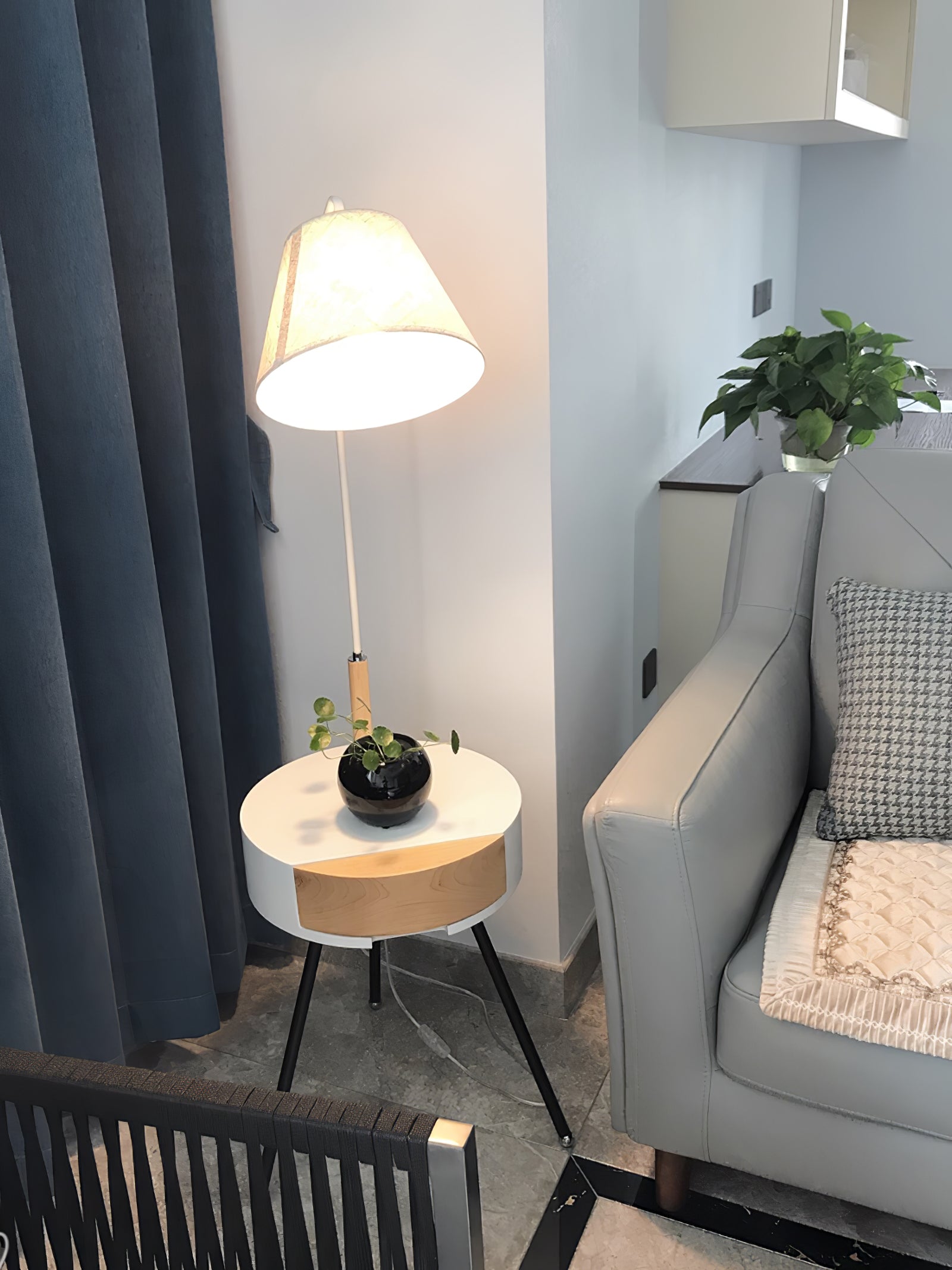 Tripod Fabric Floor Lamp - Vakkerlight