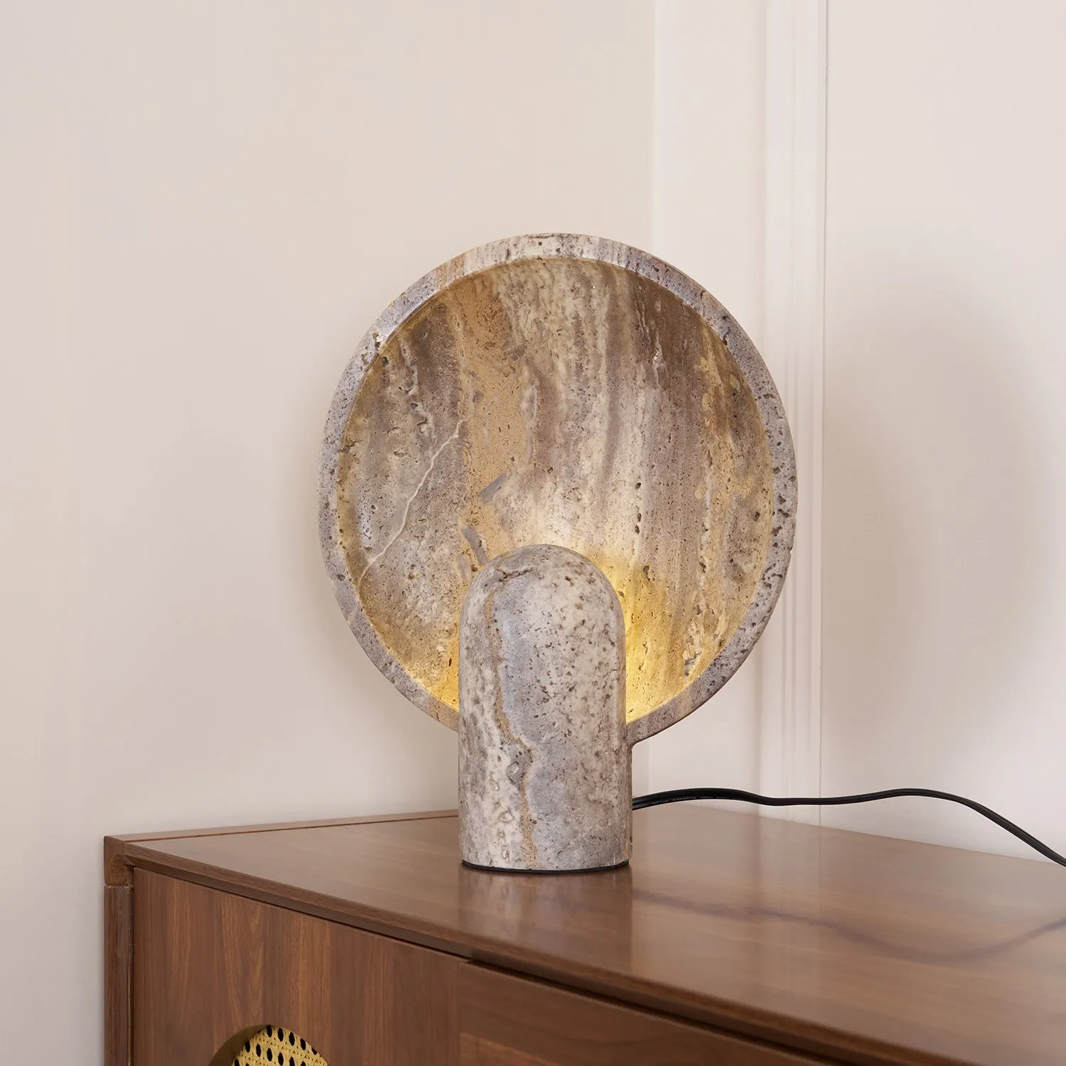 Eclipse Stone Table Lamp - Vakkerlight