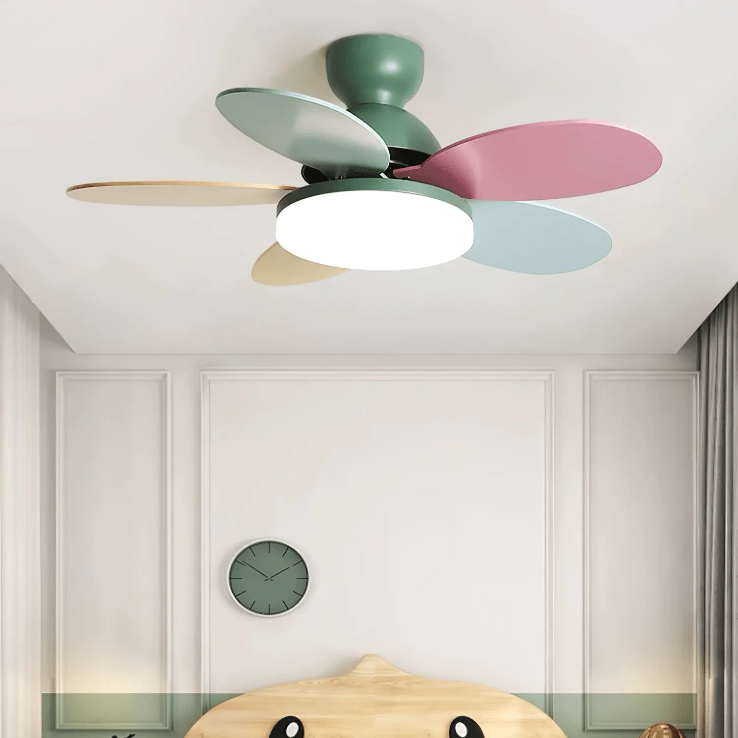 Petalo Ceiling Fan Light - Vakkerlight