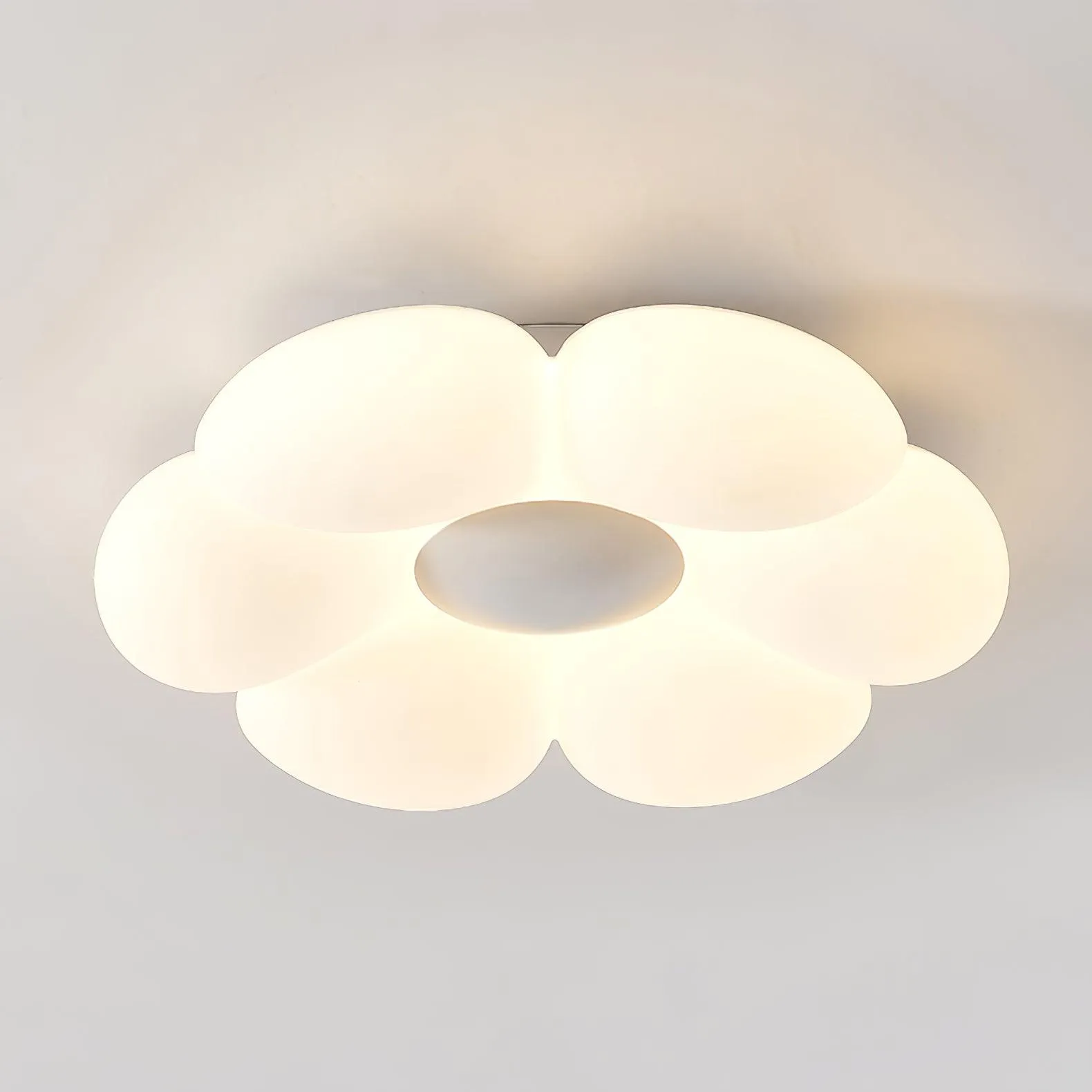 Six - leaf Flower Kids Room Ceiling Lamp - Vakkerlight