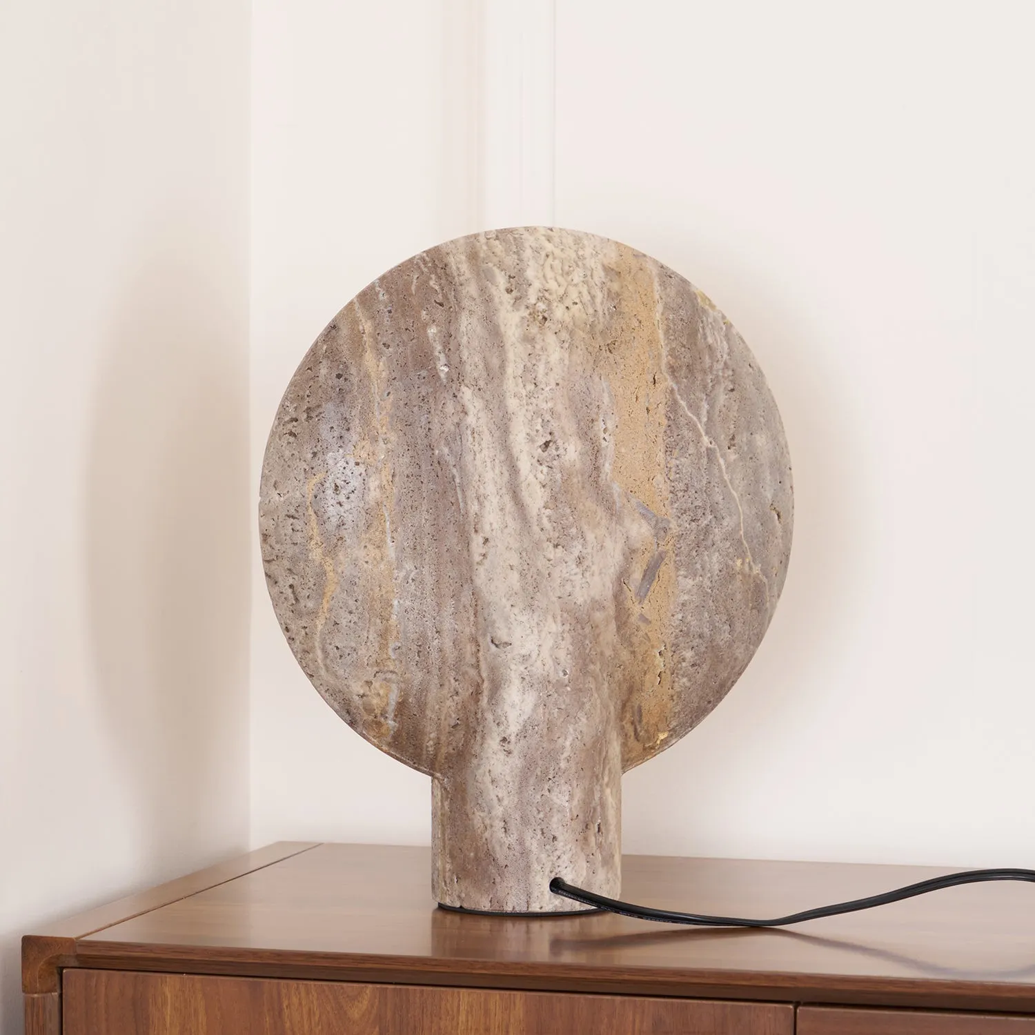 Eclipse Stone Table Lamp - Vakkerlight
