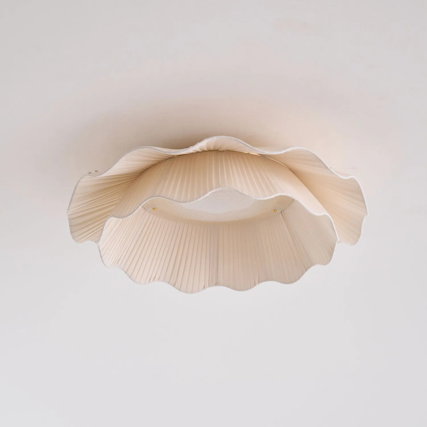 Arwen Fabric Wave Ceiling Lamp - Vakkerlight