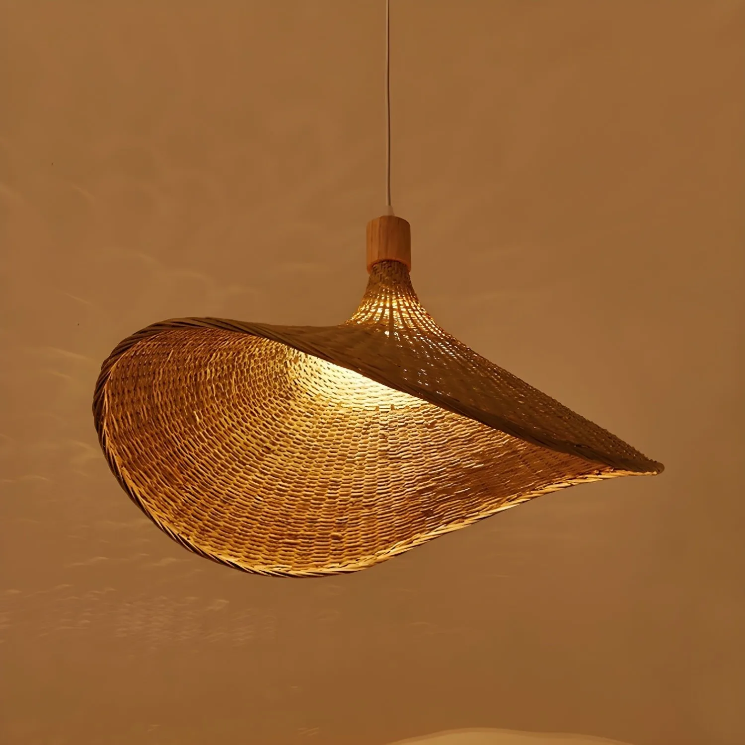 Rattan Weave Hat Pendant Light - Vakkerlight