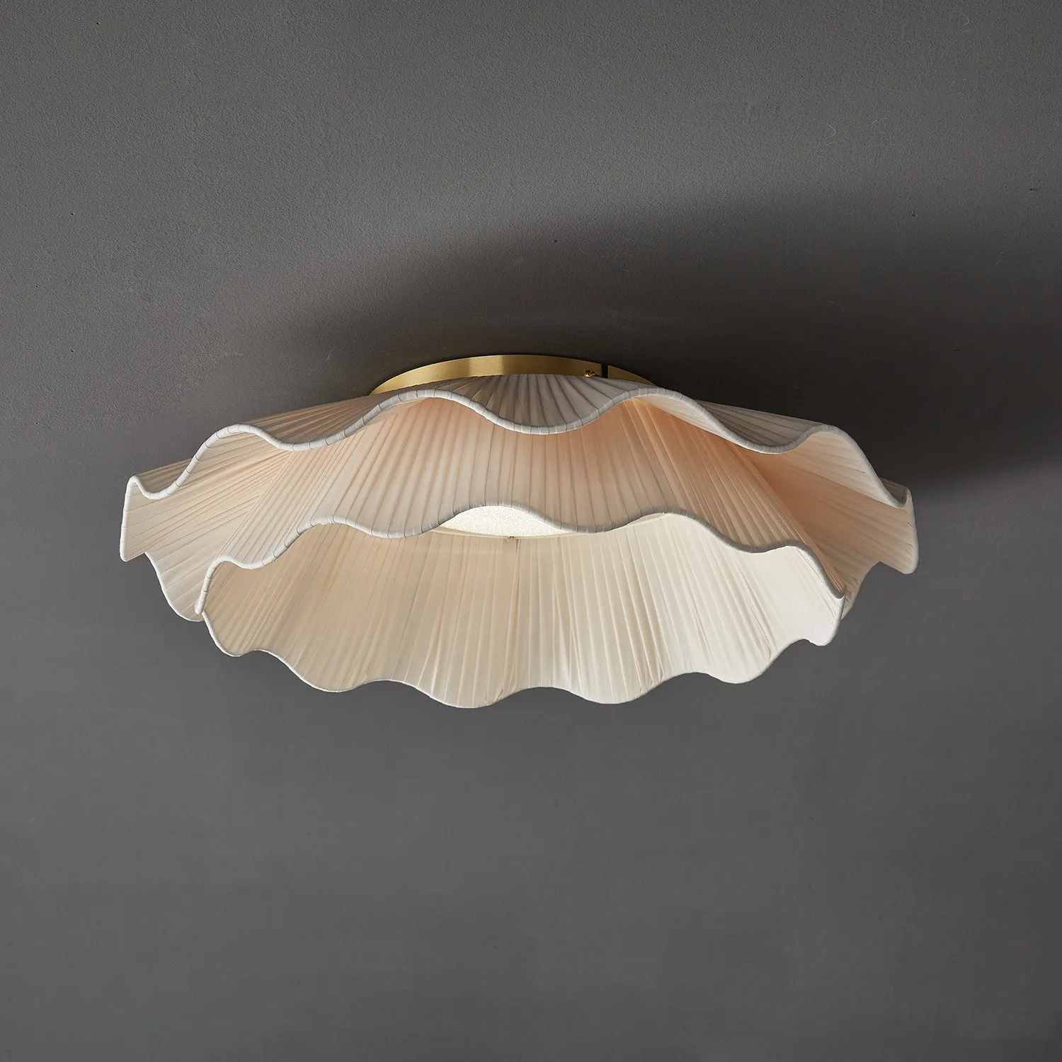 Arwen Fabric Wave Ceiling Lamp - Vakkerlight