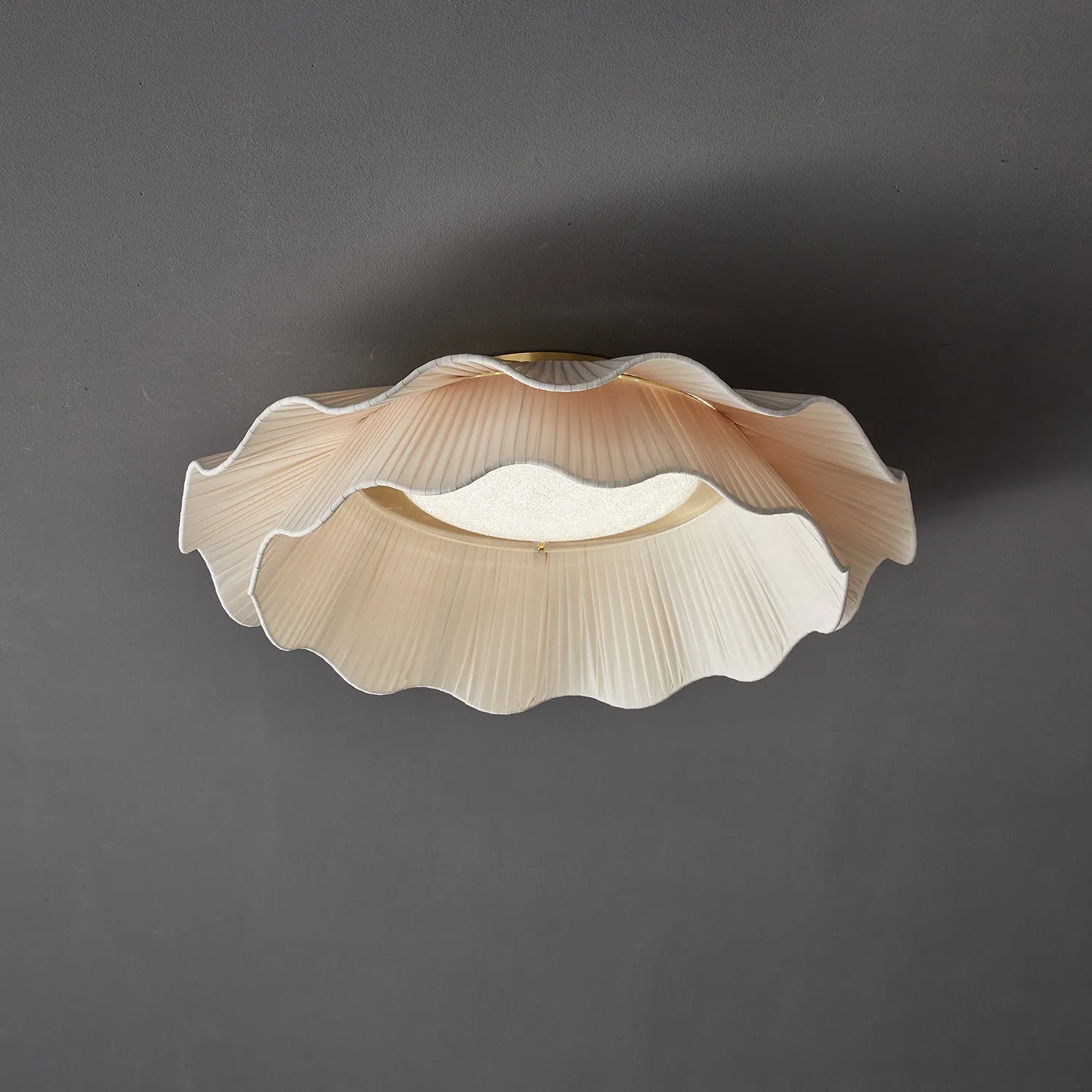 Arwen Fabric Wave Ceiling Lamp - Vakkerlight