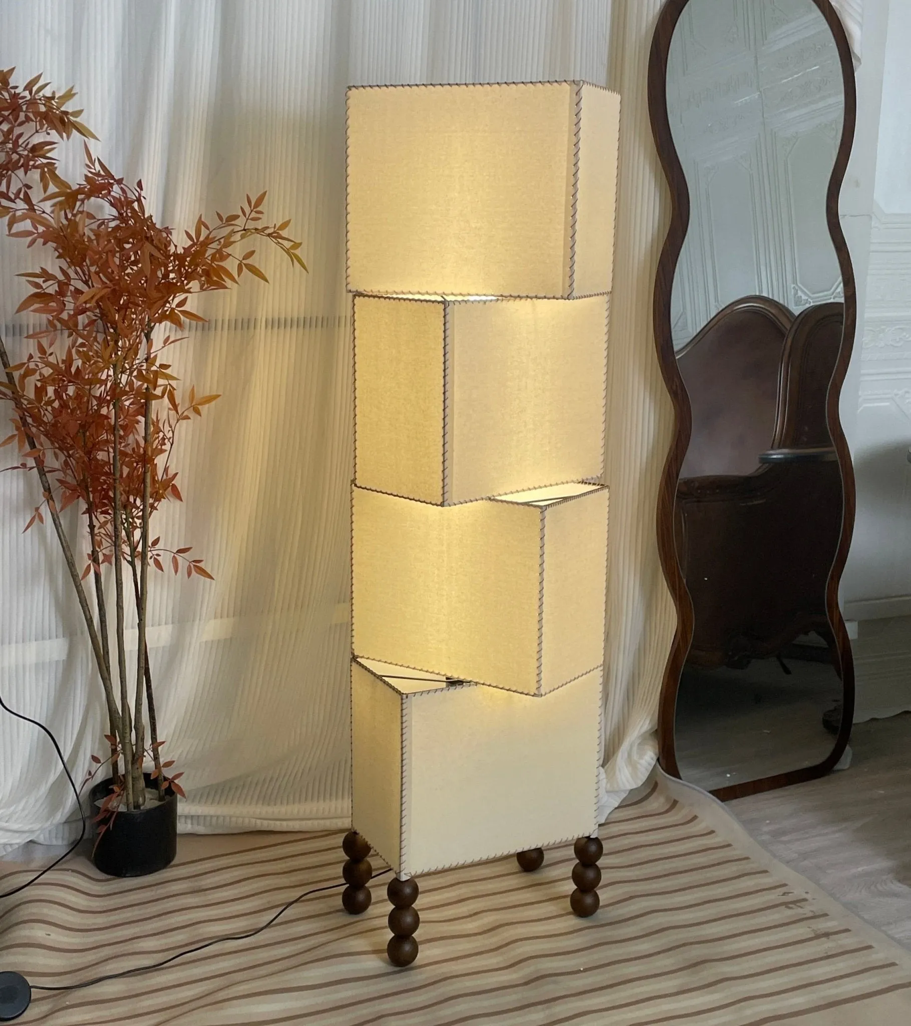 Cubia Fabric Floor Lamp - Vakkerlight