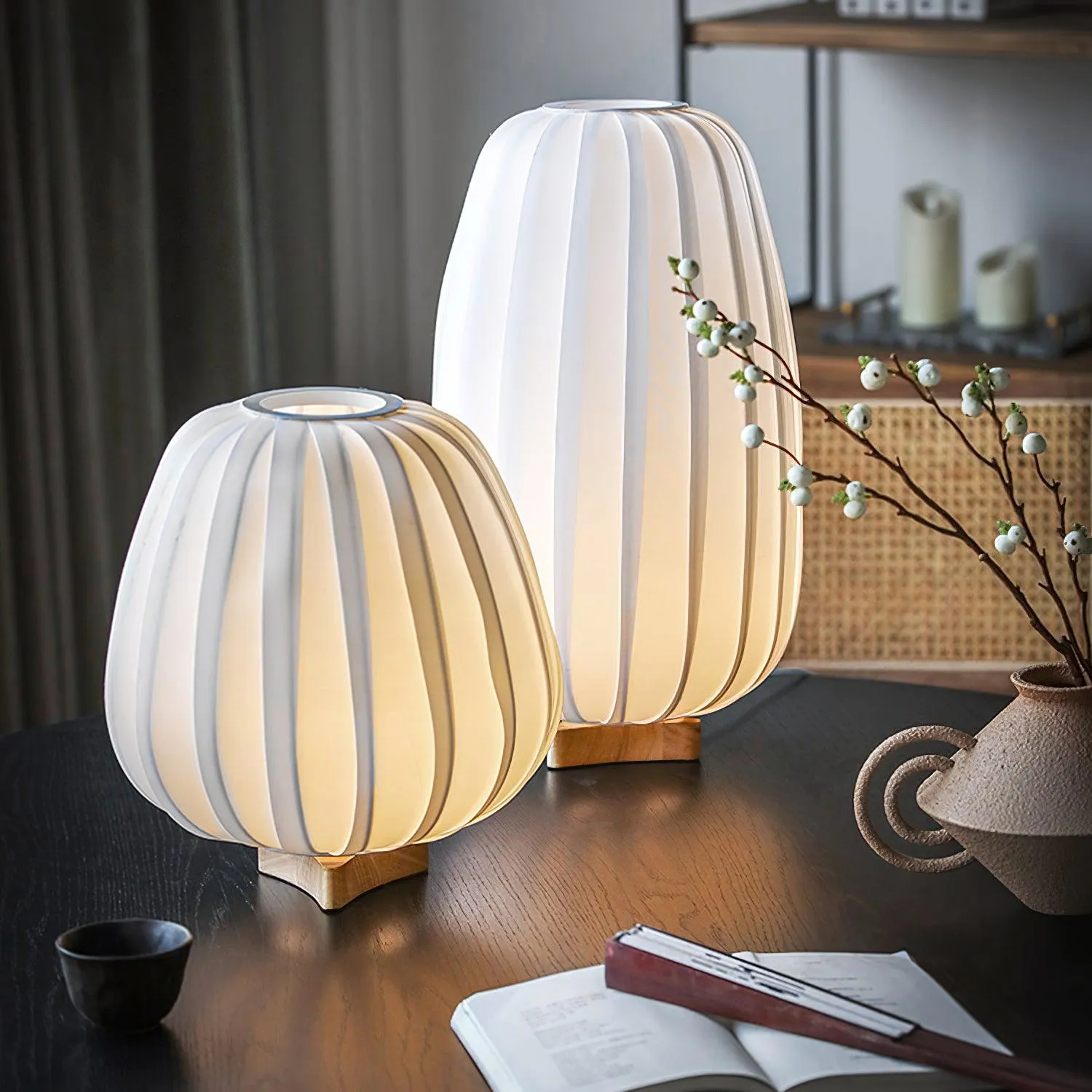 Fabric Minimalist Table Lamp - Vakkerlight