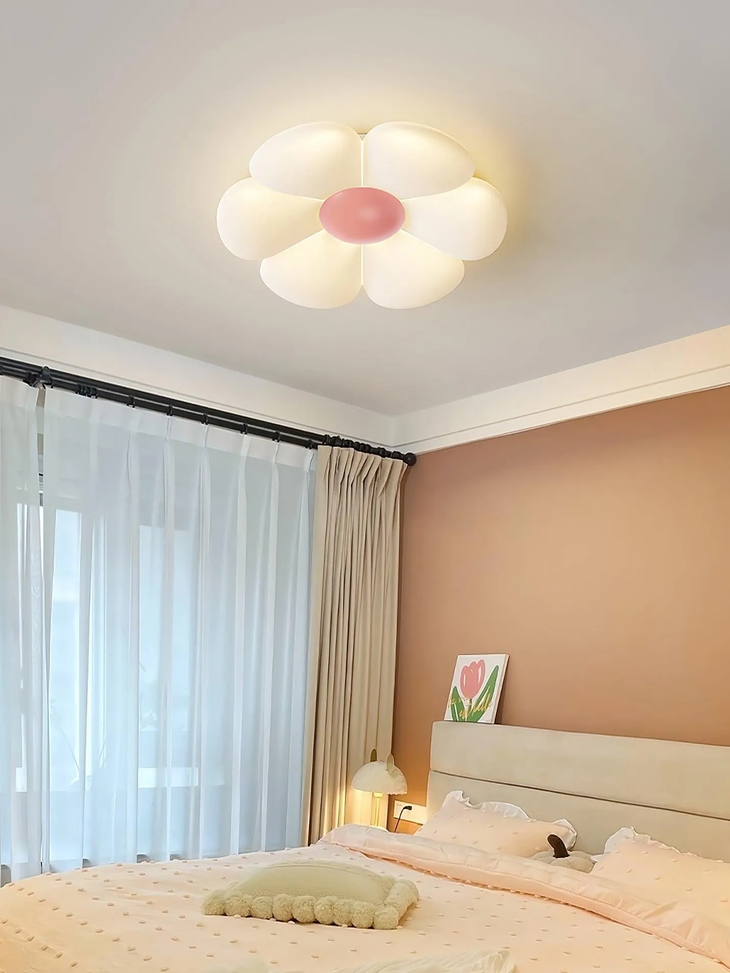 Six - leaf Flower Kids Room Ceiling Lamp - Vakkerlight