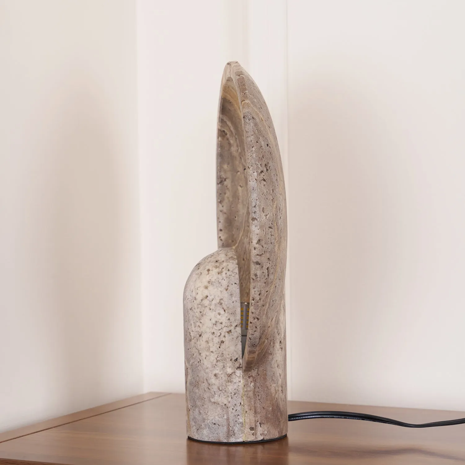 Eclipse Stone Table Lamp - Vakkerlight