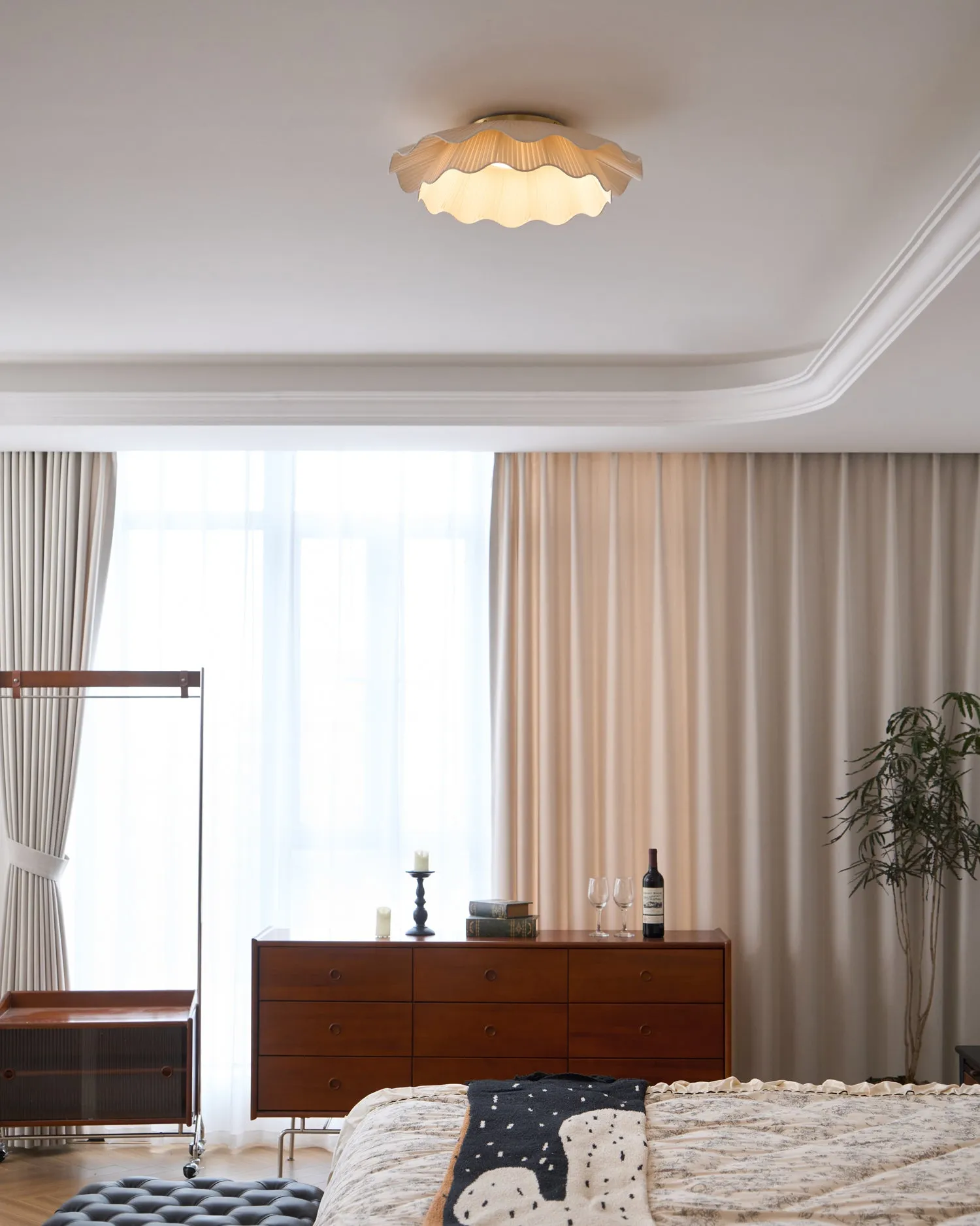 Arwen Fabric Wave Ceiling Lamp - Vakkerlight