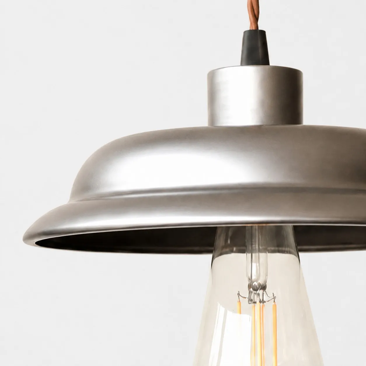 wide disc shade profile and metal finish
