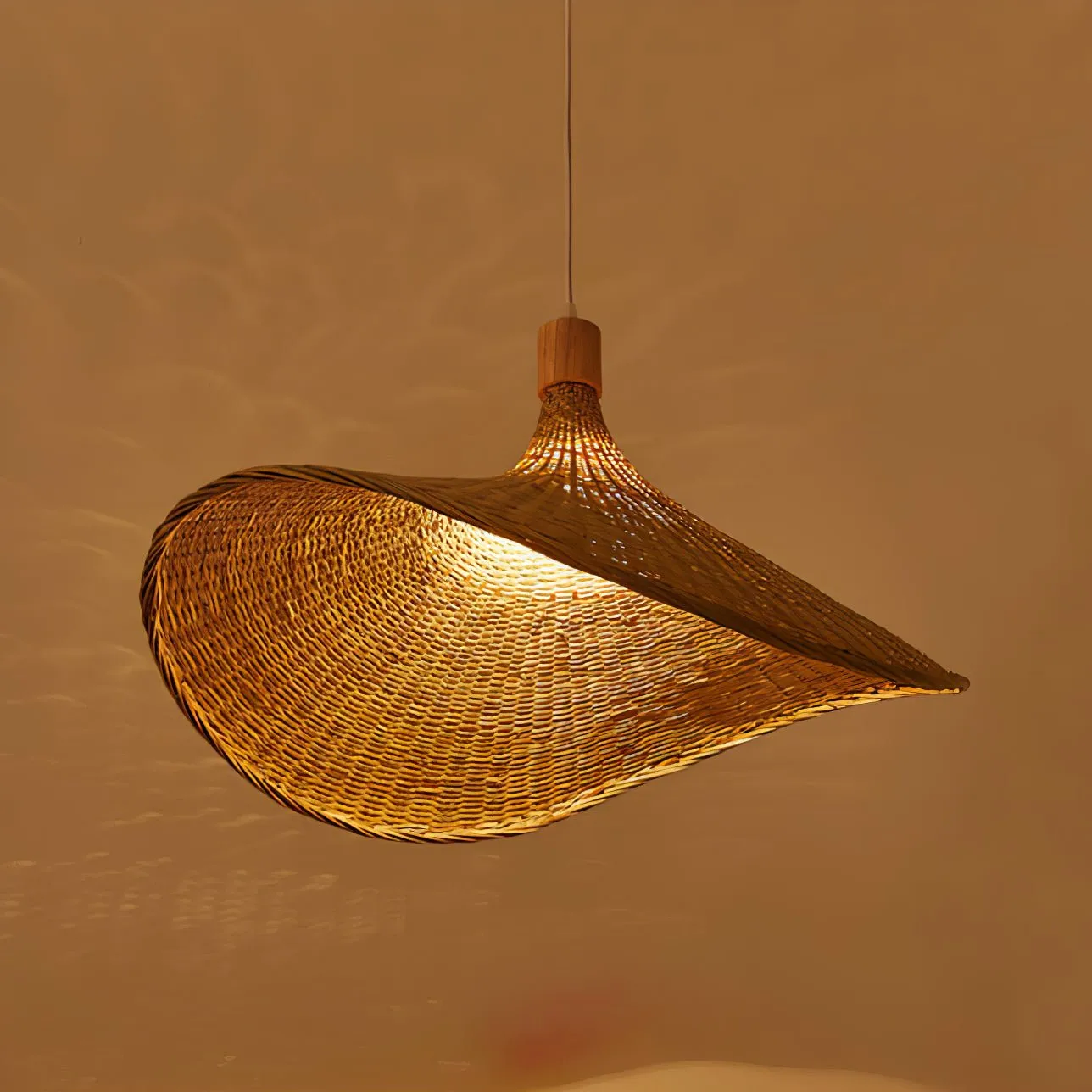 Rattan Weave Hat Pendant Light - Vakkerlight