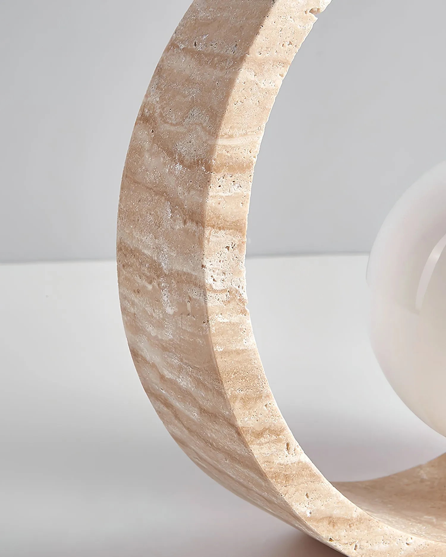 Q Circle Table Lamp - Vakkerlight