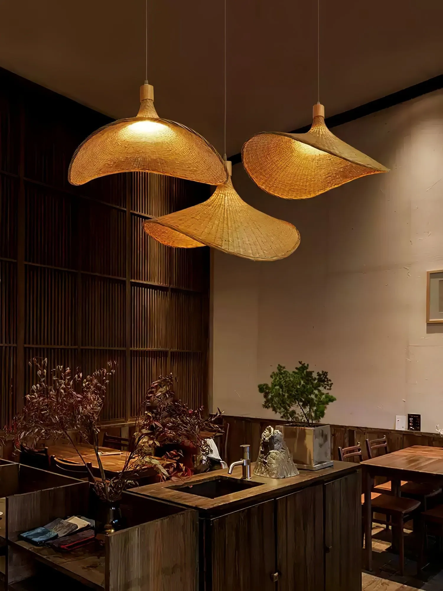 Rattan Weave Hat Pendant Light - Vakkerlight