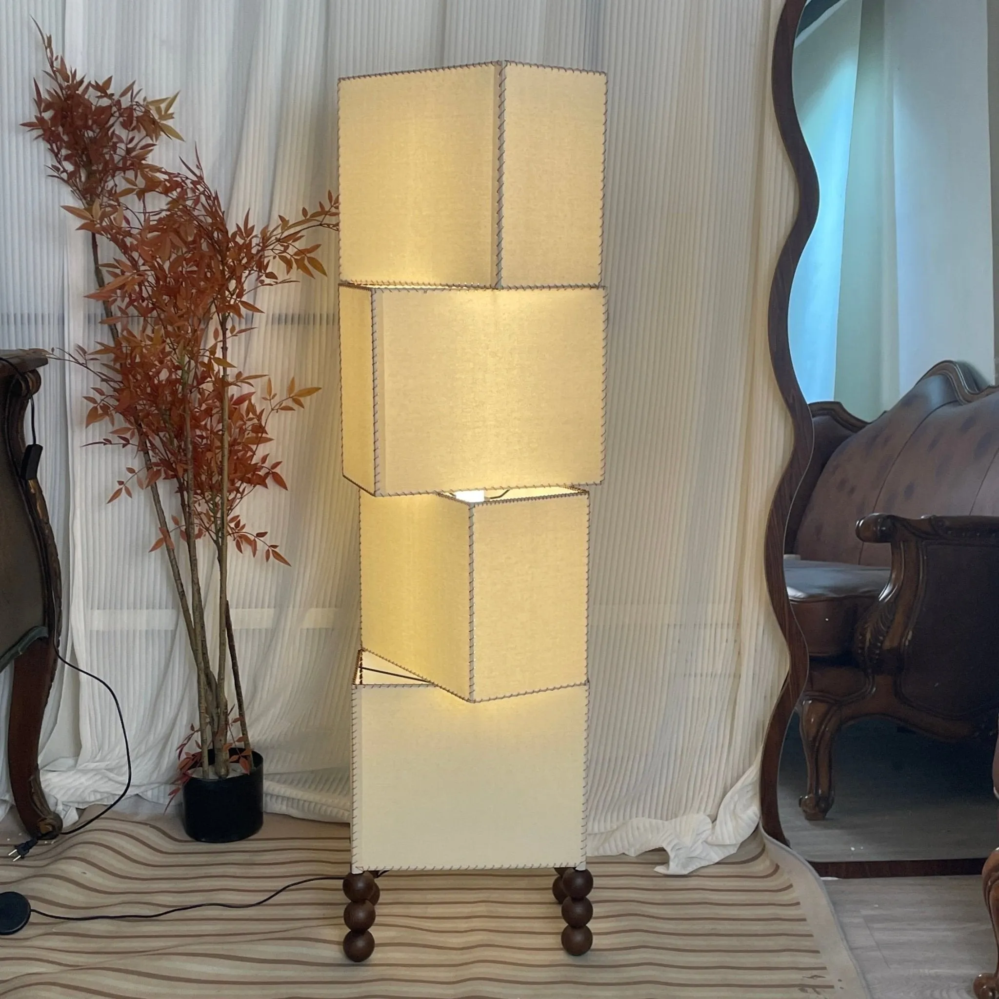 Cubia Fabric Floor Lamp - Vakkerlight