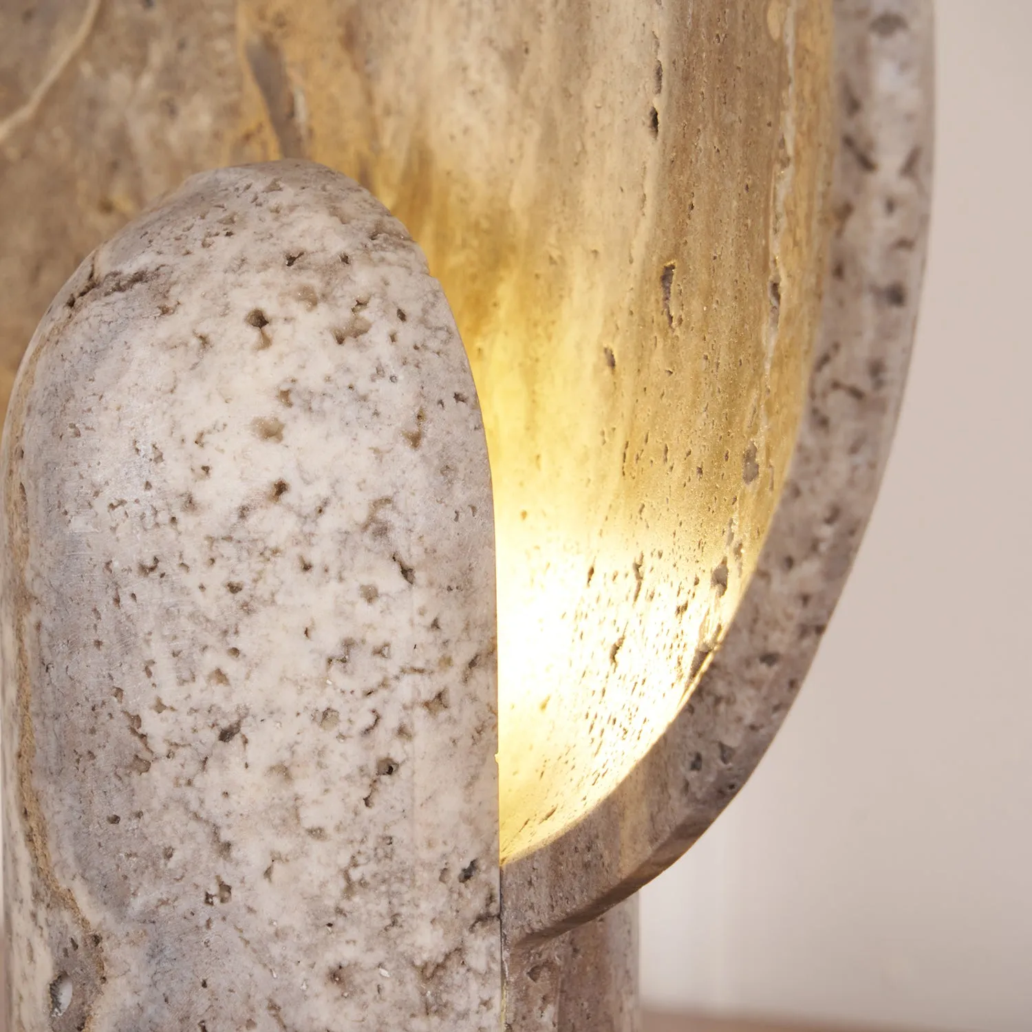 Eclipse Stone Table Lamp - Vakkerlight