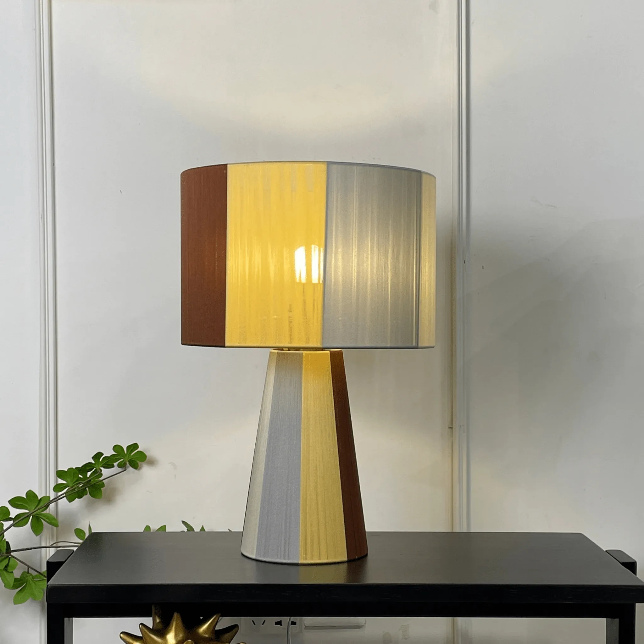 Prisma Fabric Table Lamp - Vakkerlight