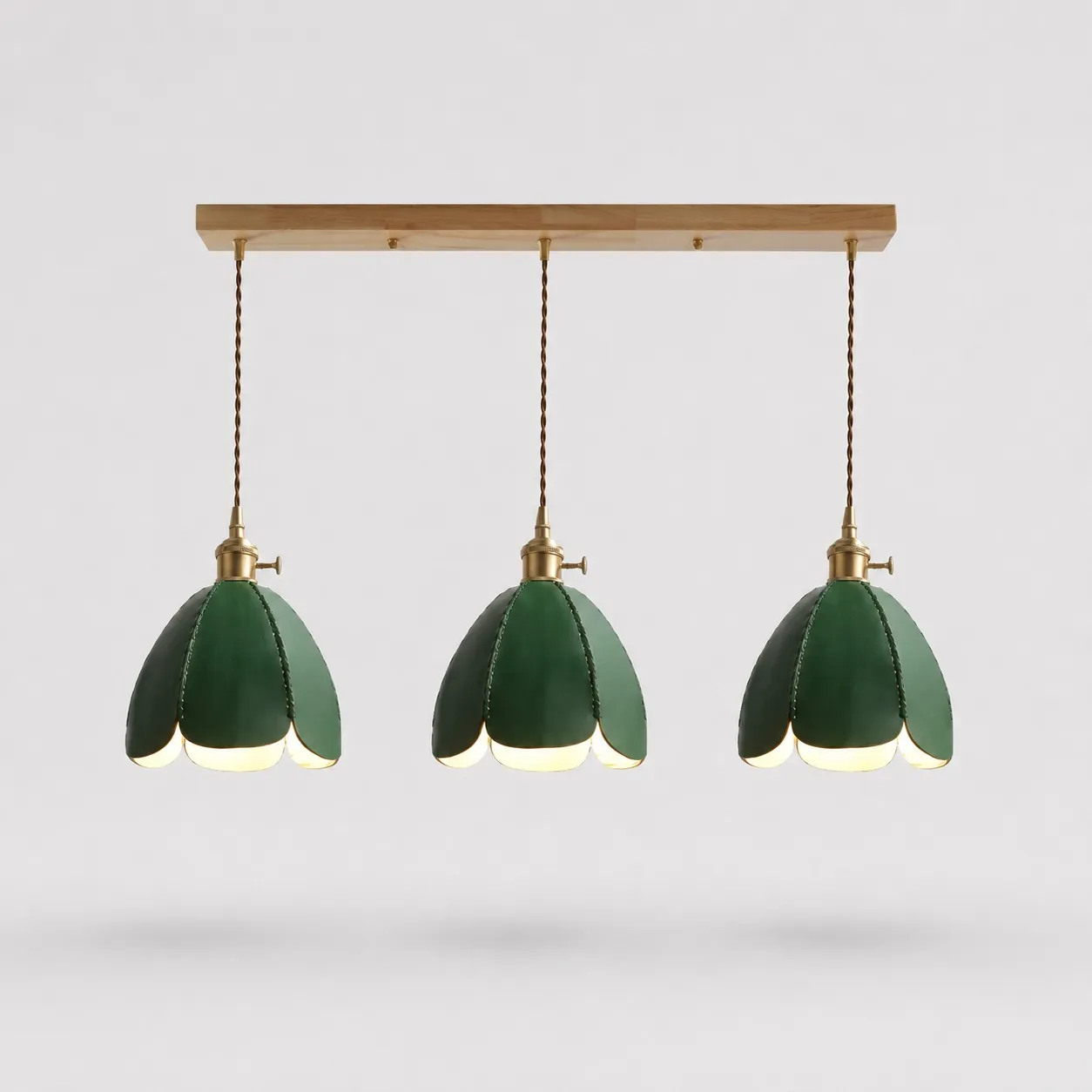 Three-light green leather linear pendant
