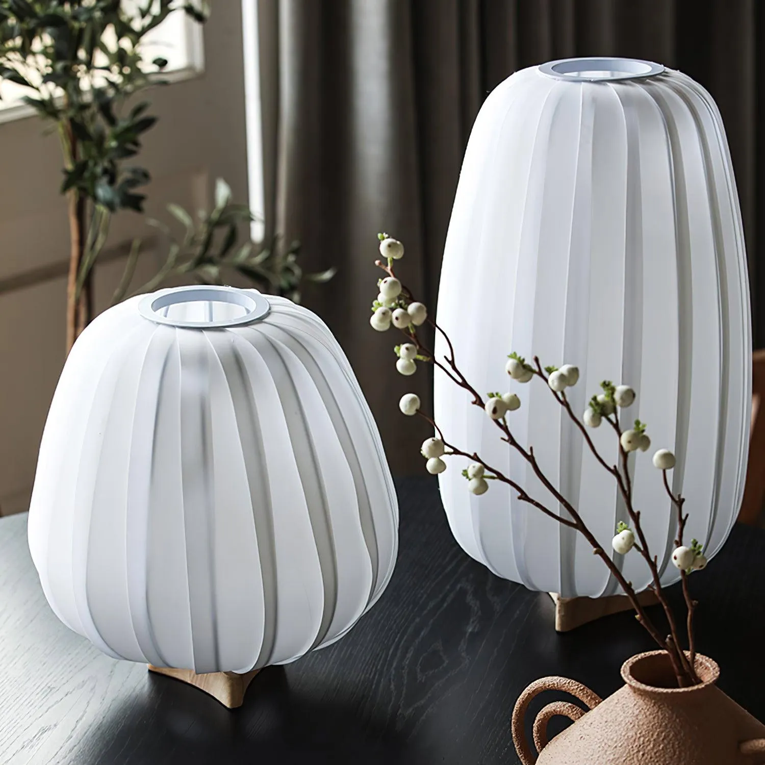 Fabric Minimalist Table Lamp - Vakkerlight