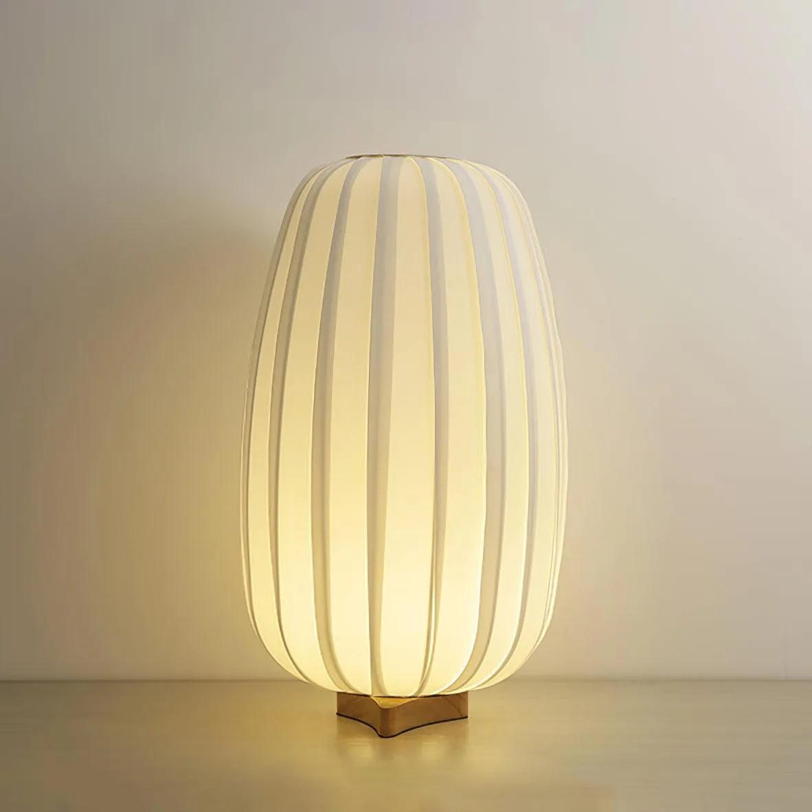 Fabric Minimalist Table Lamp - Vakkerlight