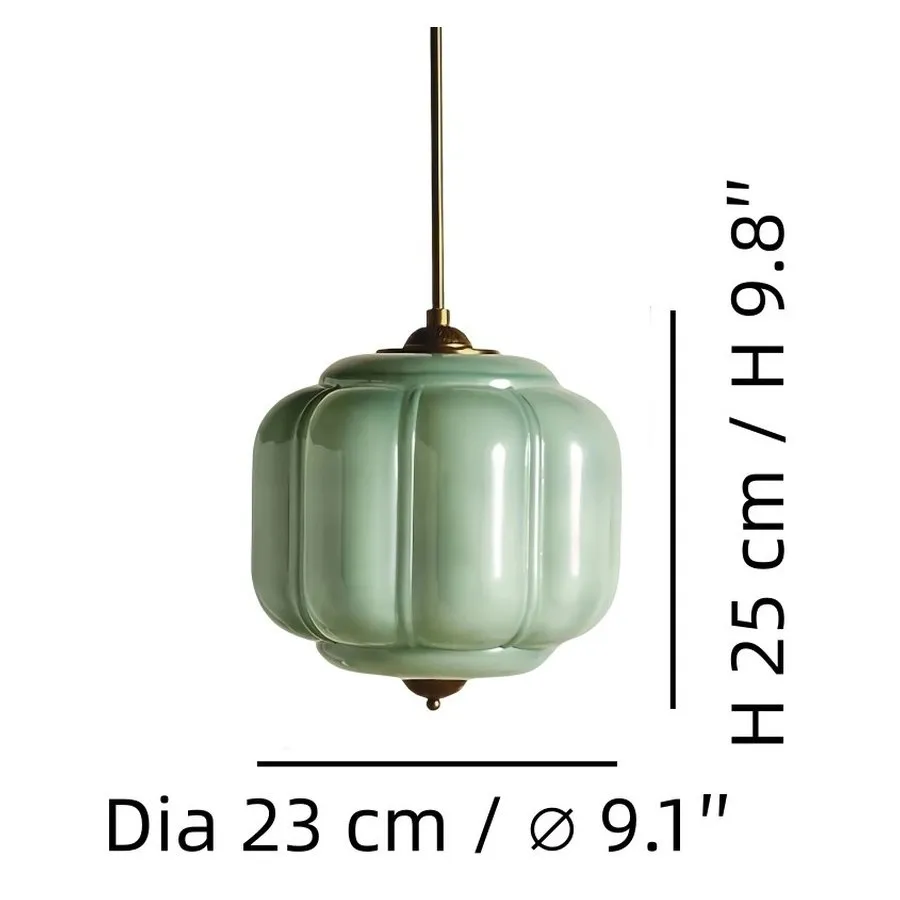 Disegno quotato della misura media, 23 cm di larghezza per 25 cm di altezza